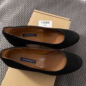Margaux The Heel black size 8 1/2 M